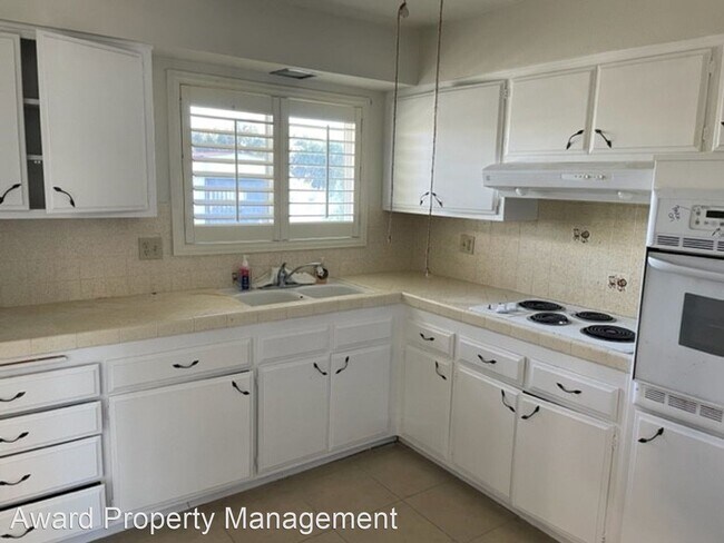 Building Photo - 2 br, 1 bath House - 29170 Prestwick Rd