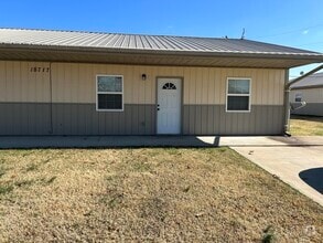 Building Photo - 18717 Kokomo Ln
