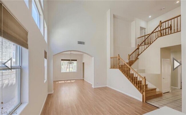 Foto del edificio - 10677 Sapphire Vista Ave