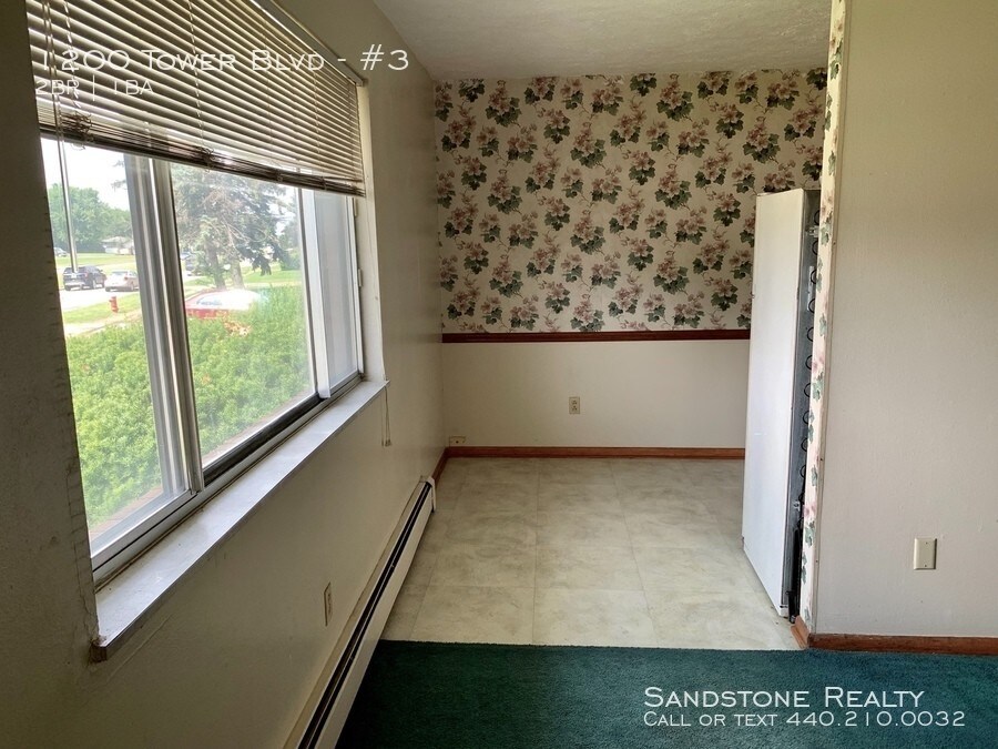 1200 Tower Blvd Unit 3, Lorain, OH 44053 Room for Rent in Lorain, OH