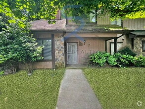Building Photo - 5802 Trent Walk Dr