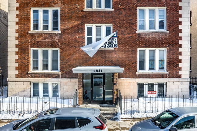 Entrada - 1st Avenue Flats