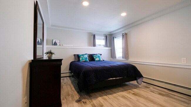 Foto del edificio - 294A Portsmouth Ave