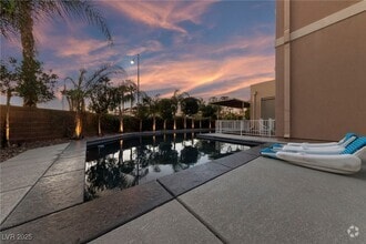 Building Photo - 5691 Deer Creek Falls Ct