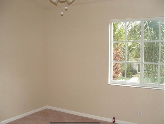 Foto del edificio - 5079 Palmbrooke Cir