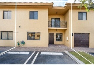 Building Photo - 11115 W Okeechobee Rd