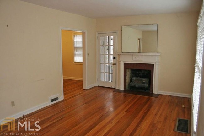 Foto del edificio - 1348 Scott Blvd