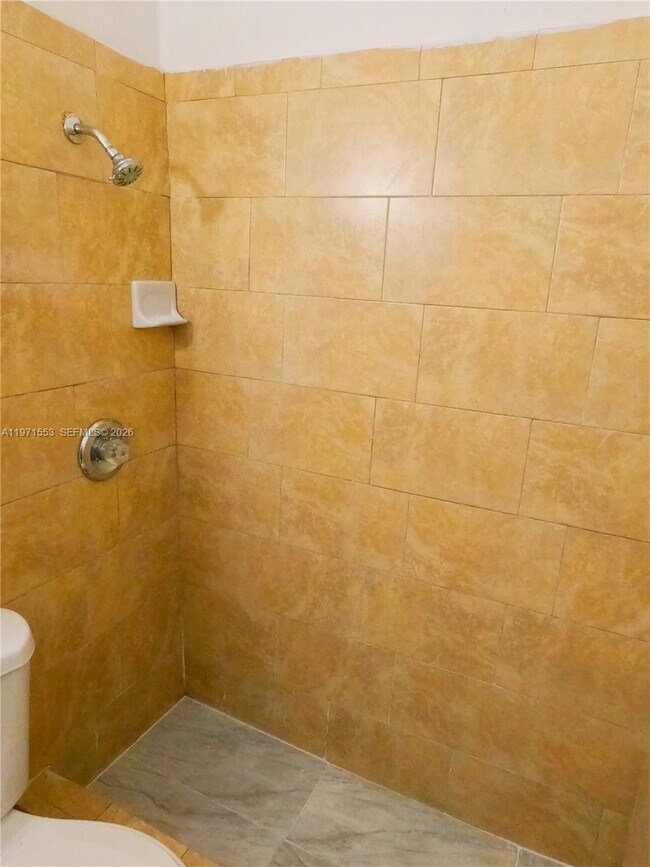 Foto del edificio - 1120 NW 64th St