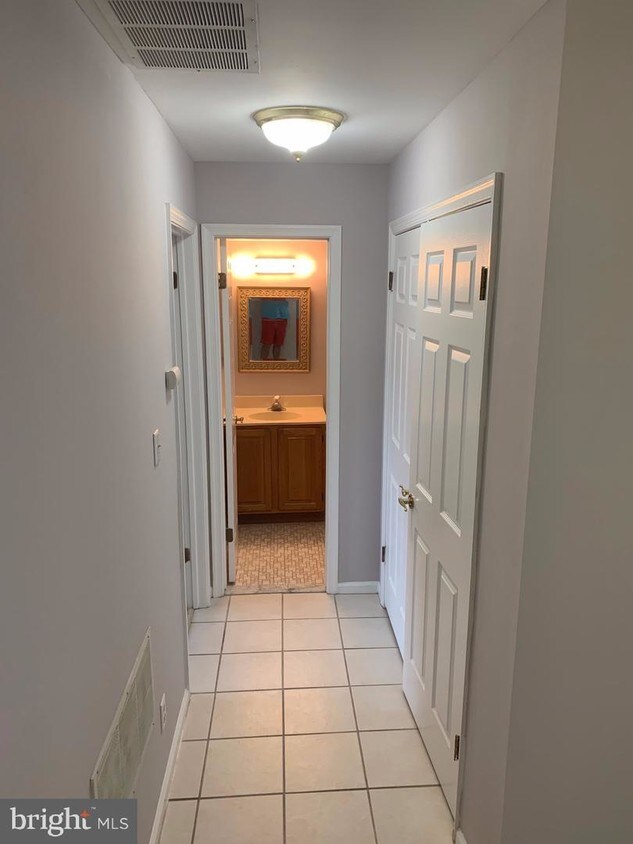 Foto principal - 4034 Main St