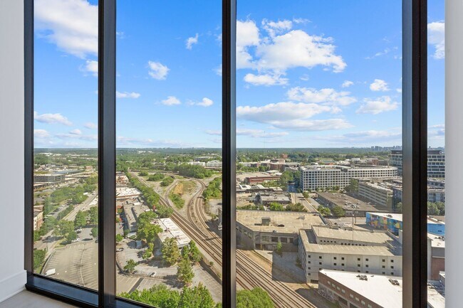 Foto del edificio - 788 West Marietta St NW