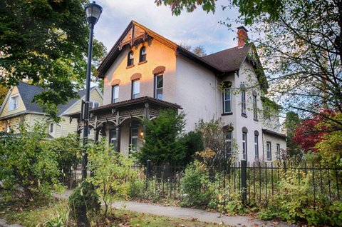 Building Photo - 40 Hubbell Park