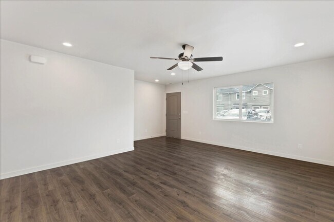 Foto del edificio - Like new 3 bedroom.