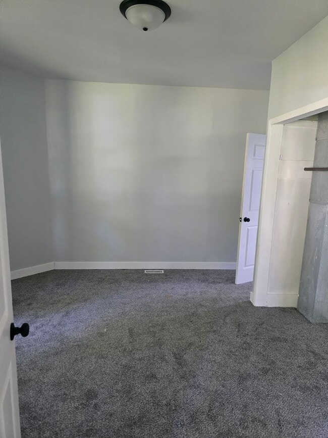 Foto del edificio - 3 Bed 2 Bath 1500.00