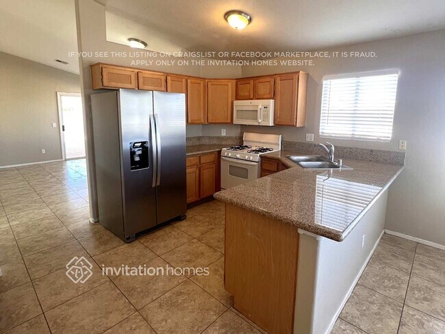 Building Photo - 3169 Sierra Ridge Dr