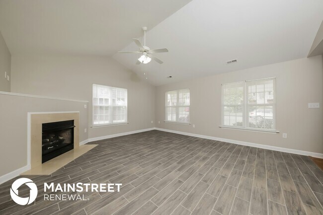 Building Photo - 4711 Eagle Path
