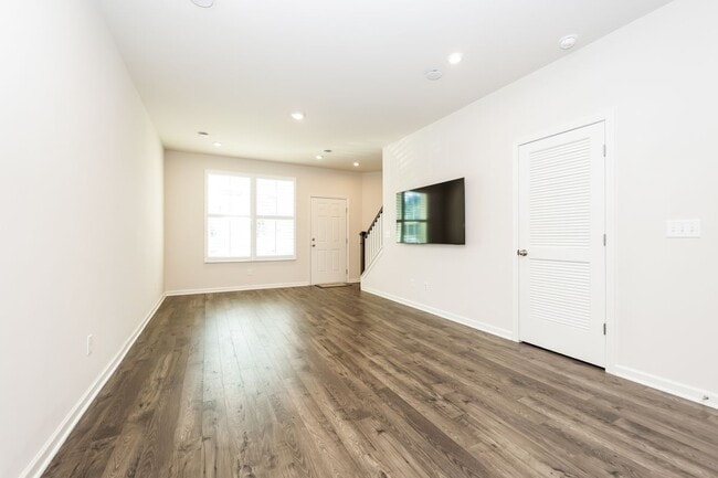 Foto del edificio - 615 Old Hickory Blvd
