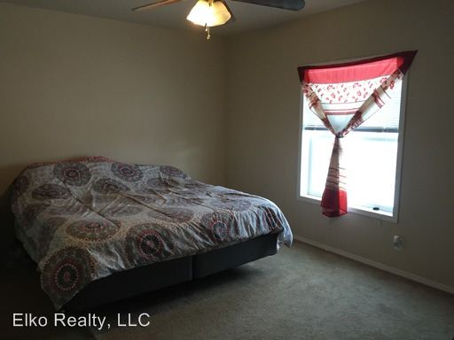 Building Photo - 589 Hayland Dr