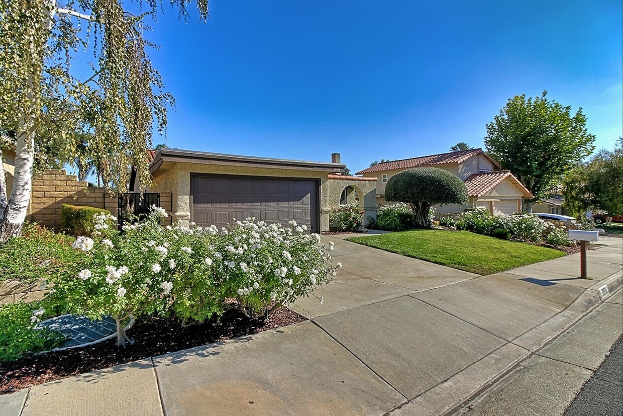 30810 Catarina Dr, Westlake Village, CA 91362 House Rental in