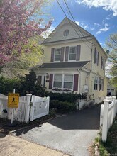 Building Photo - 40 S Bayles Ave