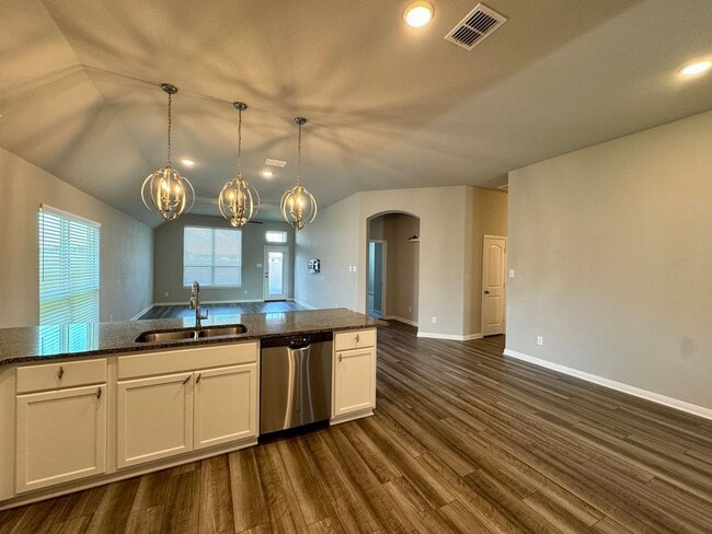 Building Photo - Luxury Home in Park Meadows | Midway ISD