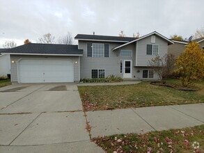 Building Photo - 1717 Quail Run Blvd