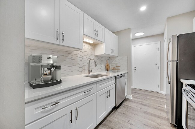 Foto del edificio - 20 Brookside Ave