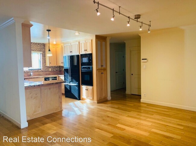 Building Photo - 4 br, 3 bath House - 1711 Zinnia Lane