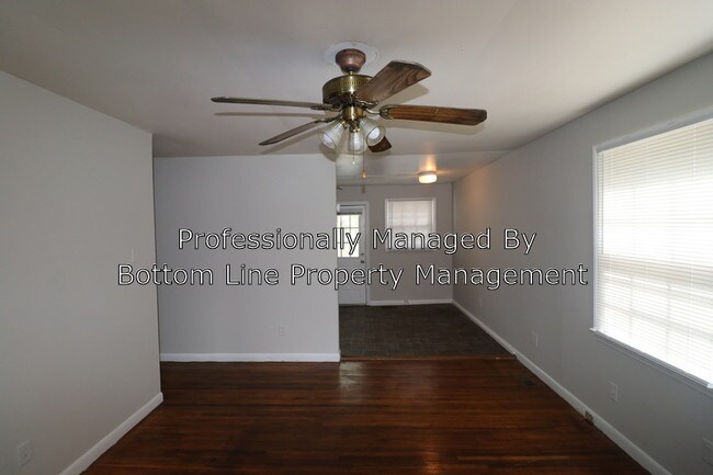 Foto del edificio - 501 E Peachtree St