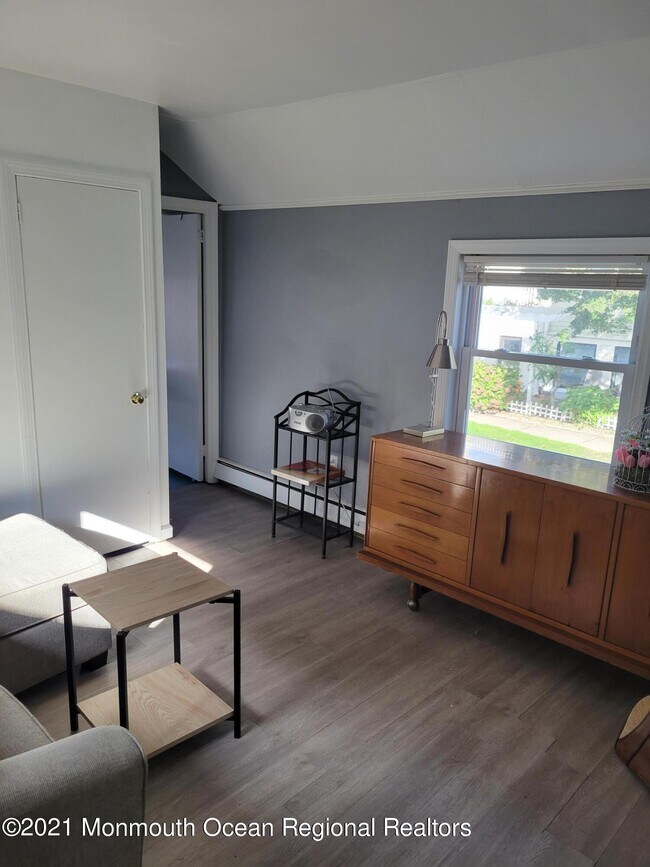 Foto del edificio - 106 Lake Ave