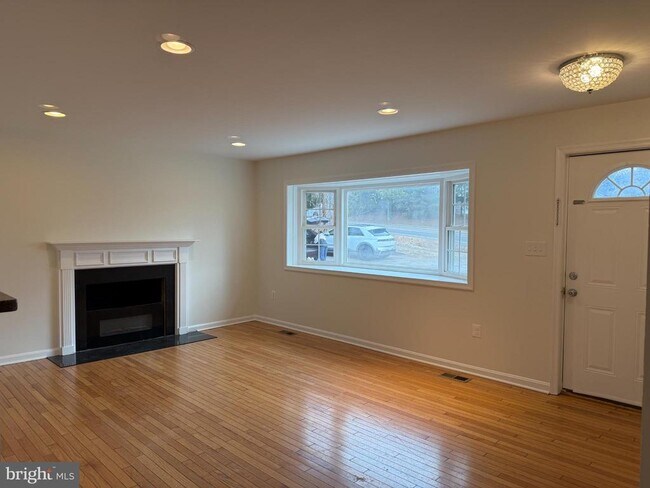 Foto del edificio - 4032 Olley Ln