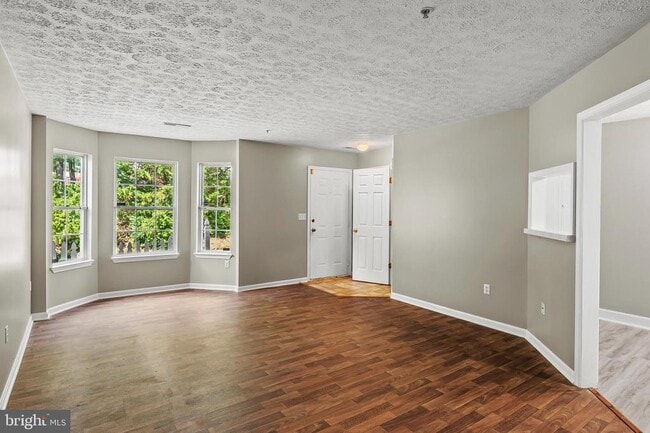 Building Photo - 50 Amberstone Ct