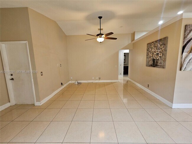Foto del edificio - 4232 Mahogany Ridge Dr