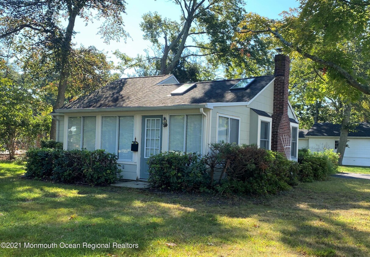 Foto principal - 917 4th Ave