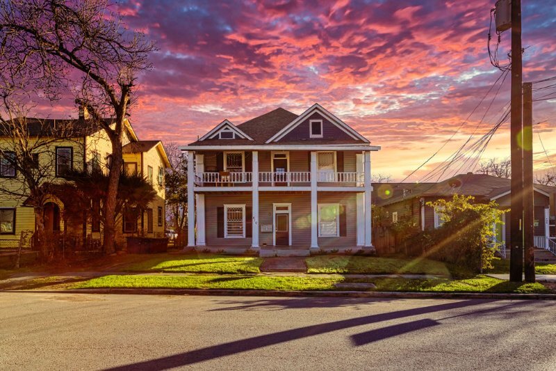 Photo - 410 E Carson St (San Antonio, TX)