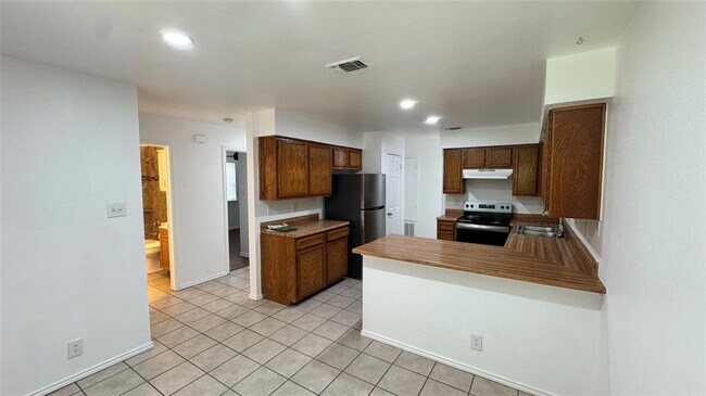 Building Photo - 1304 Conway Dr