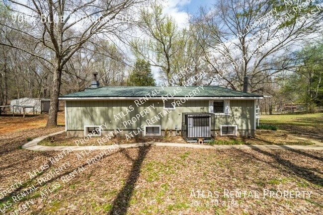 Building Photo - 9044 Blue Springs Cir