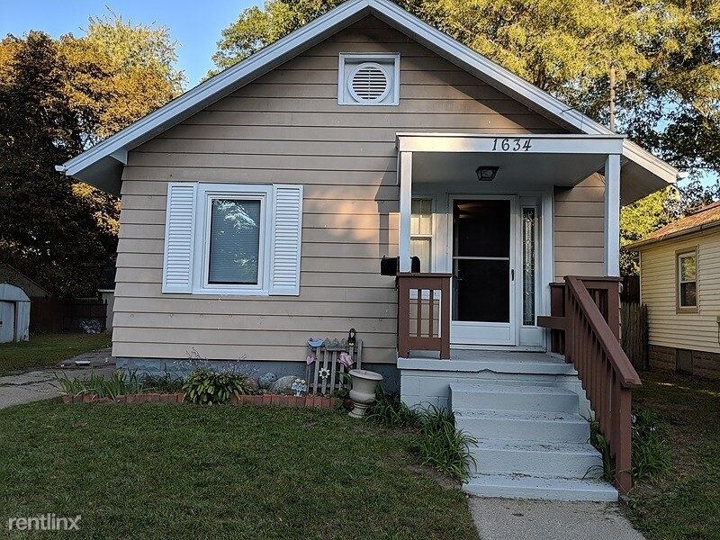 1634 N Martin Luther King Jr Blvd, Lansing, MI 48915 House Rental in