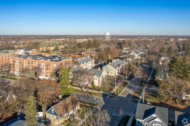 Aerial Photo - 238-246 N Village Ct