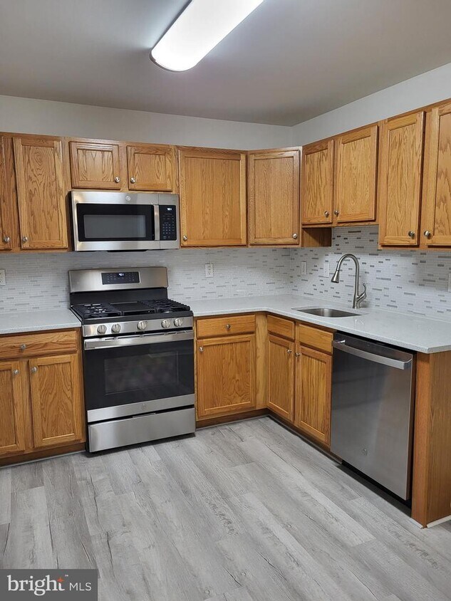 Foto principal - 1682 Gibson Rd