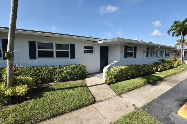 Foto del edificio - 2766 Emory Dr W