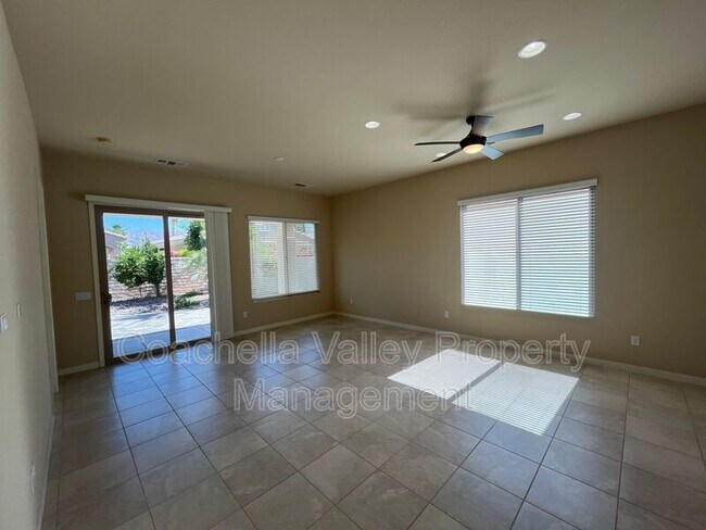 Building Photo - 81682 Avenida Alturas