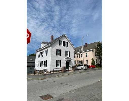 Primary Photo - 41 Pond St