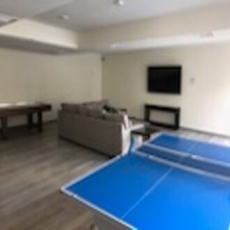 Foto del edificio - 3670 Glendon Ave