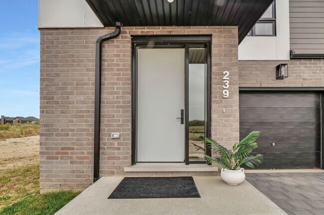 Building Photo - BRAND NEW 3 Bedrooms, 2.5 Bath Units in a quiet enclave!