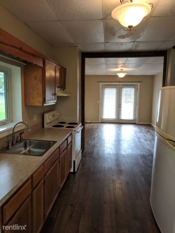 Building Photo - 1 br, 1 bath Apartment - 1617 Red Hill Rd