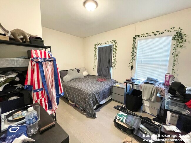 Foto del edificio - 21 Iroquois St