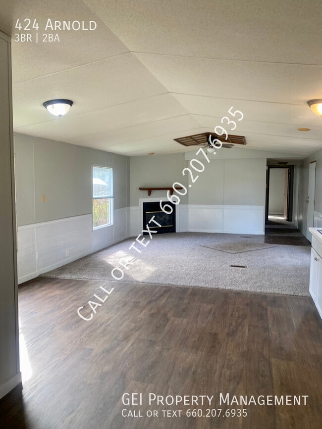 Building Photo - 424 Arnold-