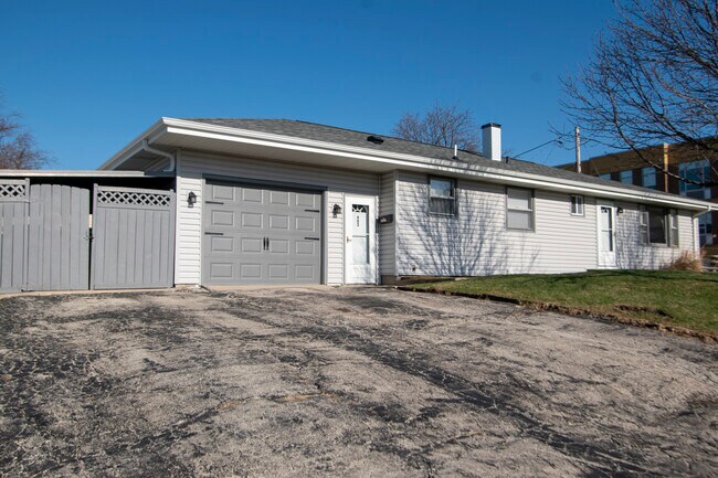 Foto del edificio - 903 Porter St