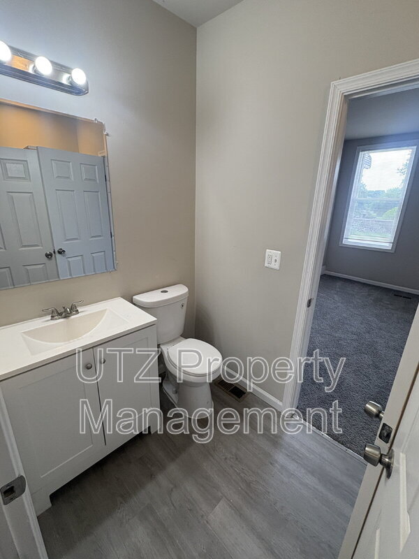 Building Photo - 2213 Belair Rd