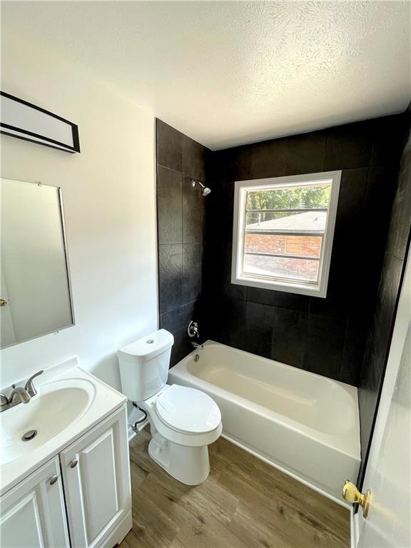 Foto del edificio - 2914 Skyland Dr NE